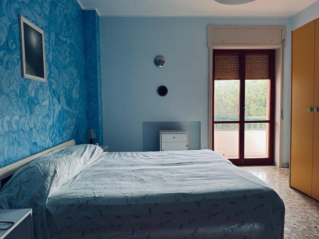 Sea View Apartment Gallipoli Bagian luar foto